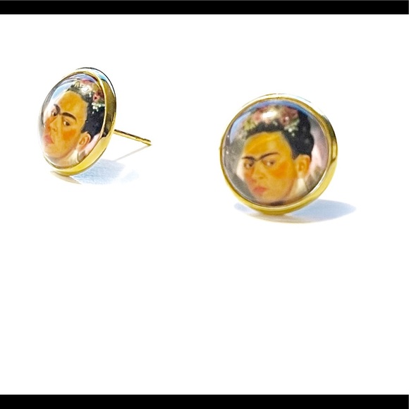 10/$10 Frida Kahlo button earrings, glass face, NWT 12mm - Picture 5 of 5